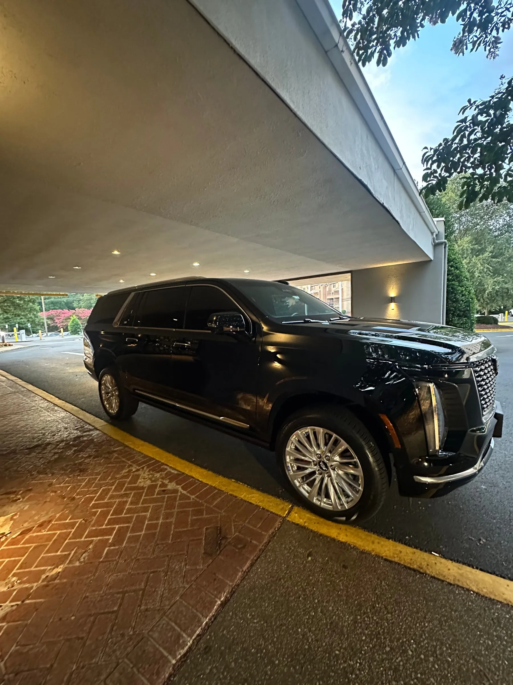 Bulletproof Escalade, photo 7 of 7