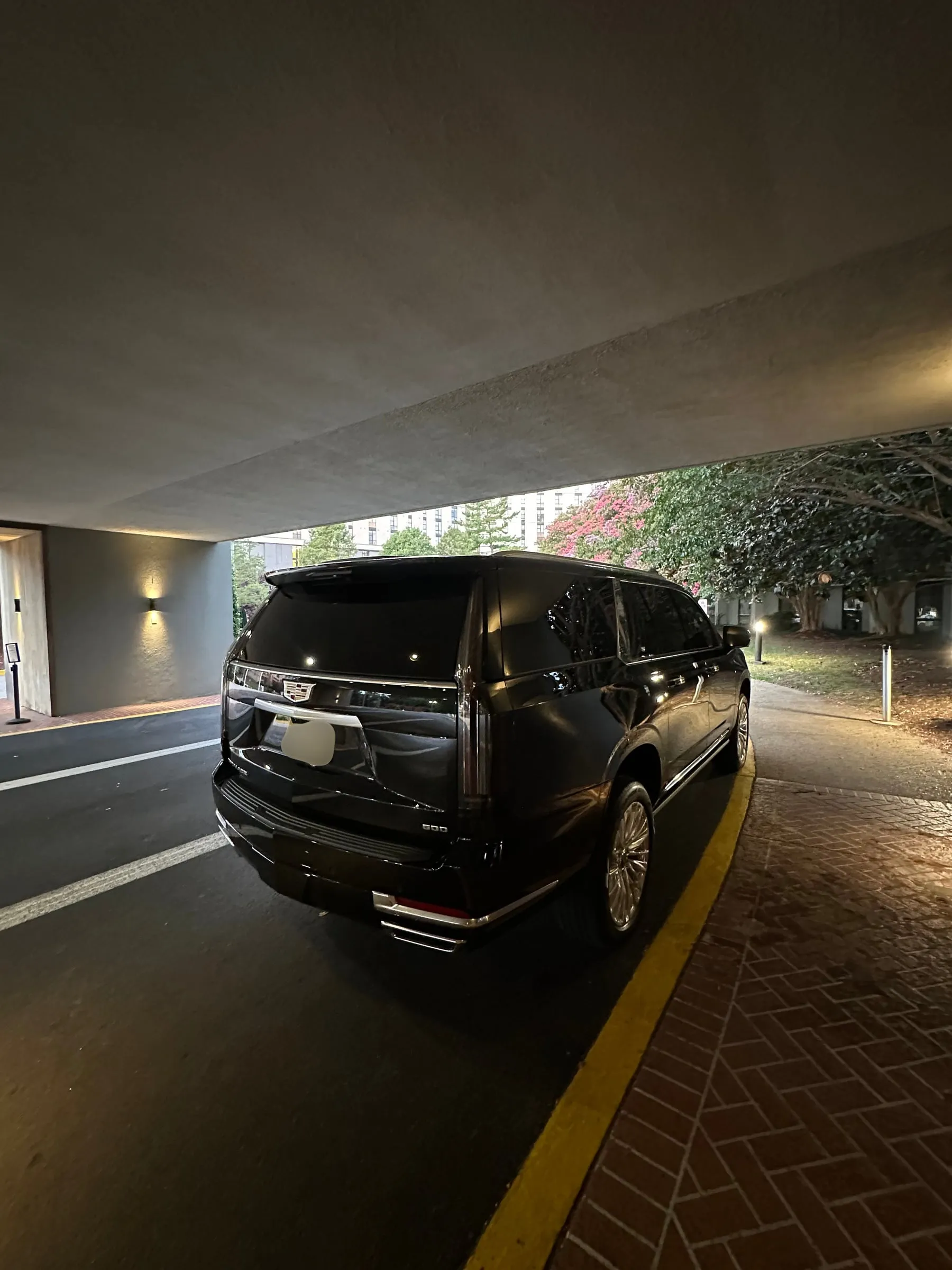 Bulletproof Escalade, photo 6 of 7