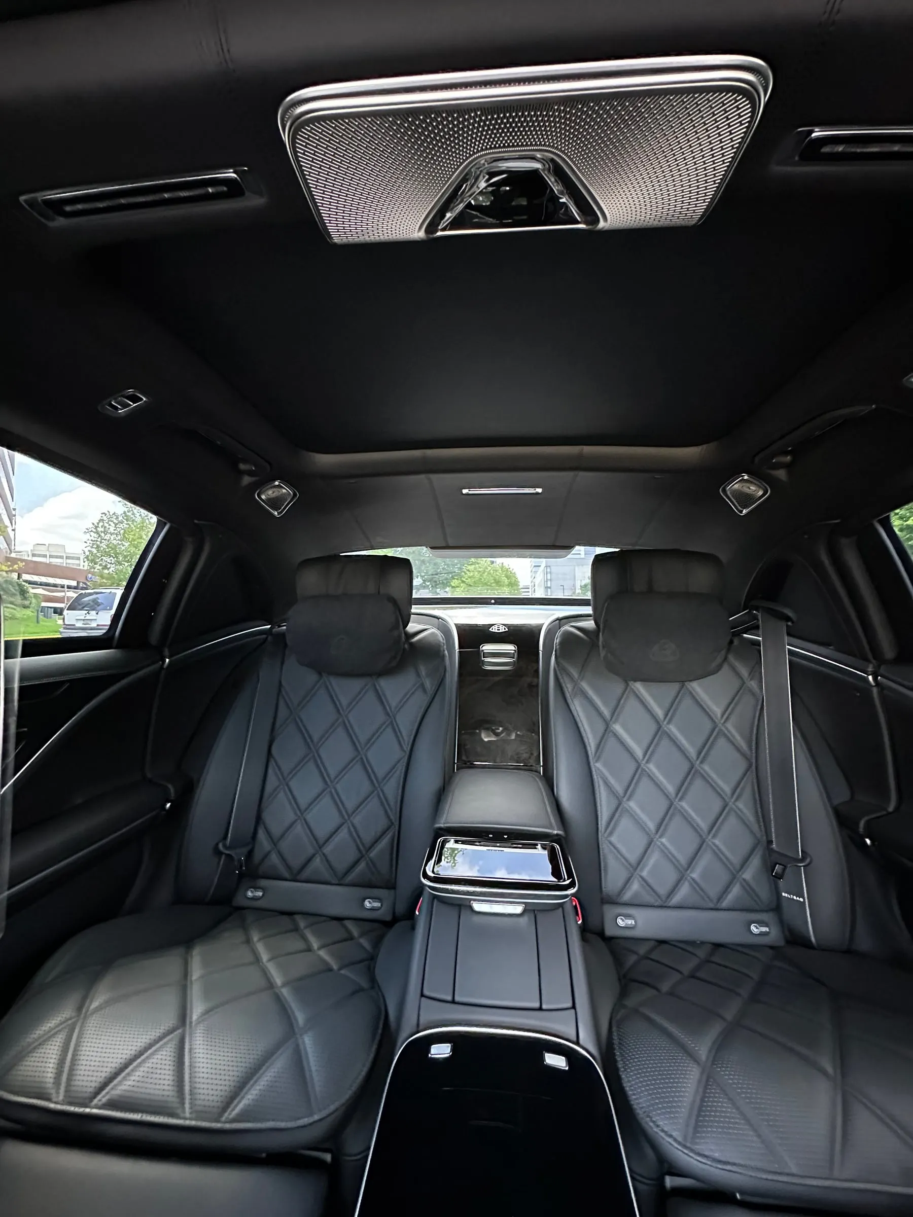 Bulletproof Maybach, photo 9 of 12
